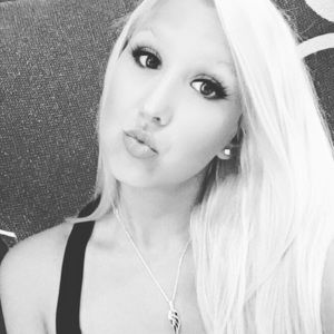 Meet your Posher, Colee